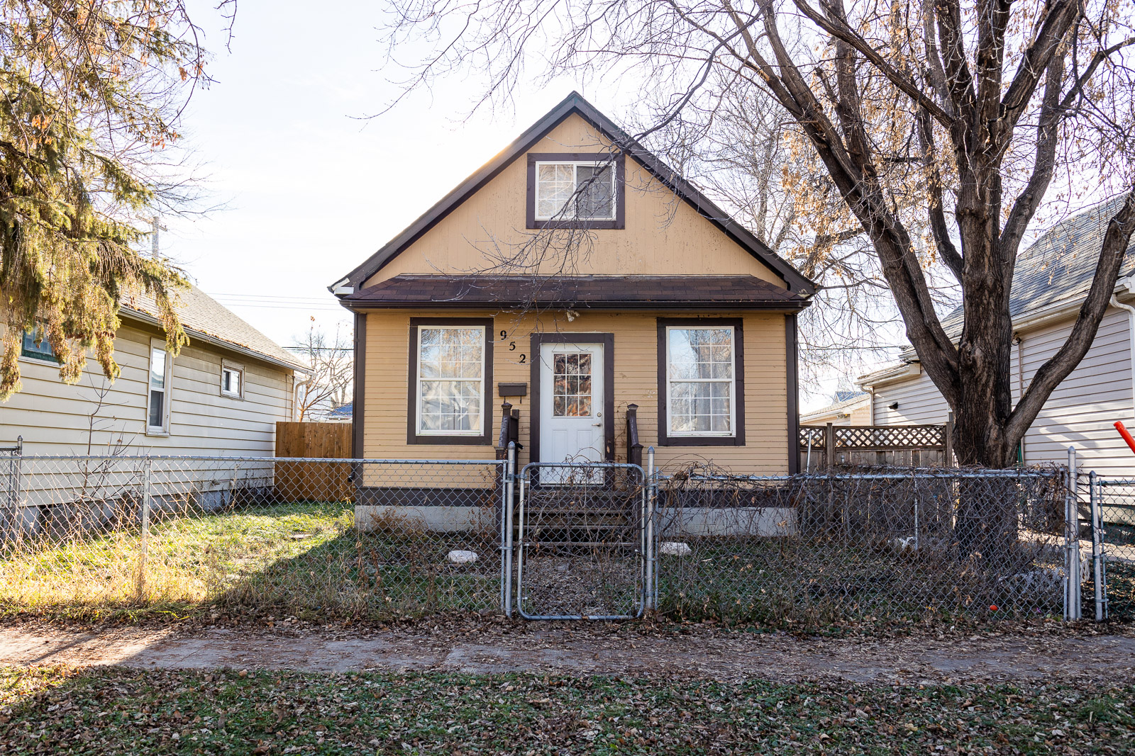 176 2nd Street W Street